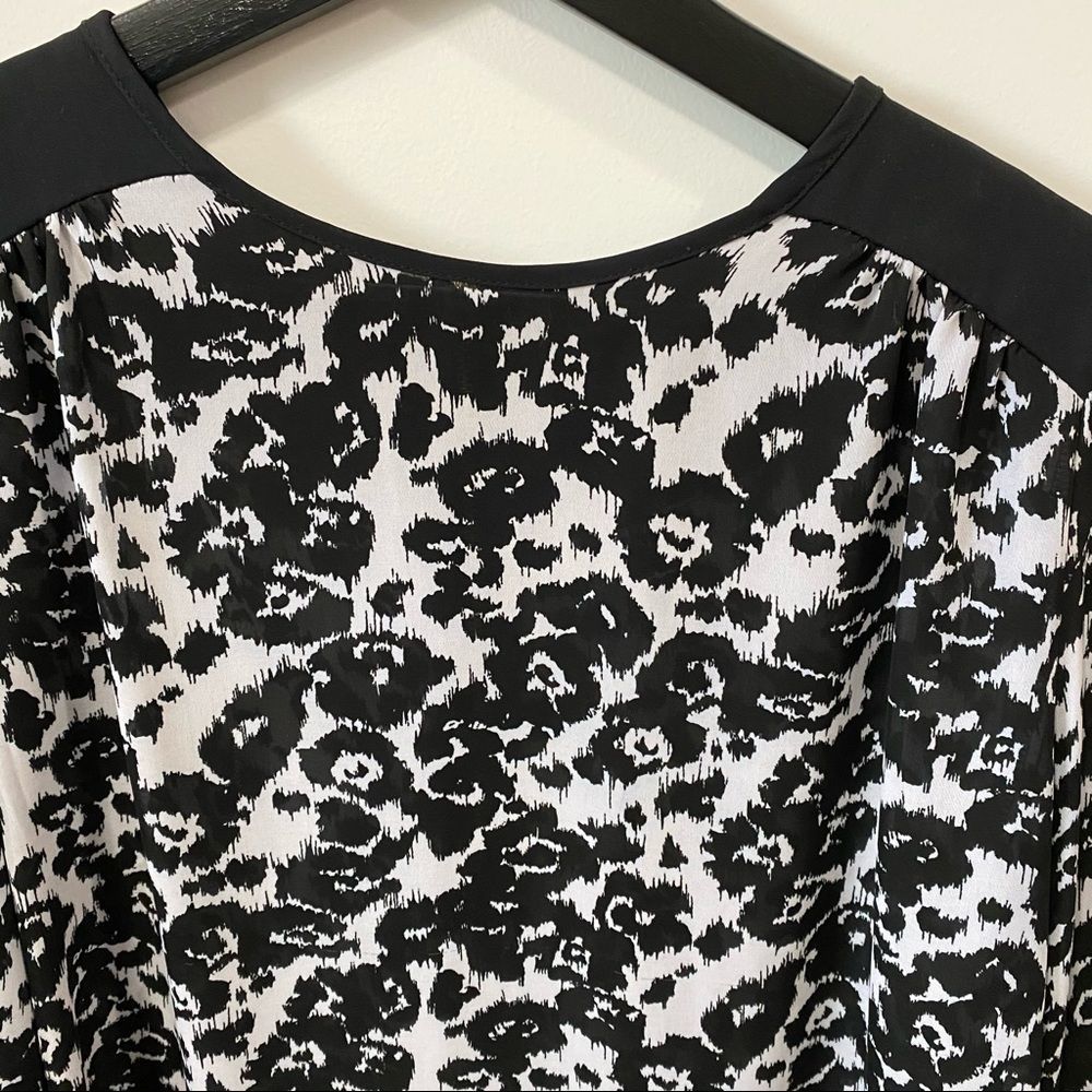 Worthington Blouse - Picture 5 of 7